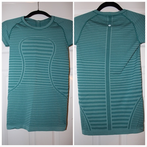 lululemon athletica Tops - Lululemon workout top